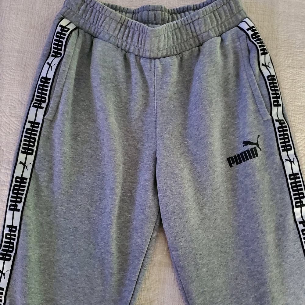 PUMA SWEAT PANTS